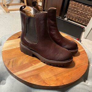Sofft Brown Leather Zip Ankle Boots